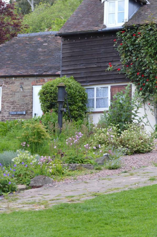 Whitewells Farm * Great Malvern